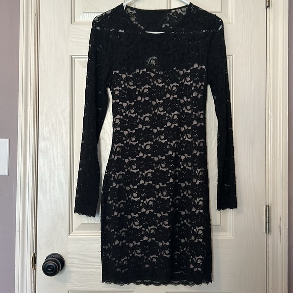 Express Black Long Sleeve Lace Dress - Picture 3 of 6